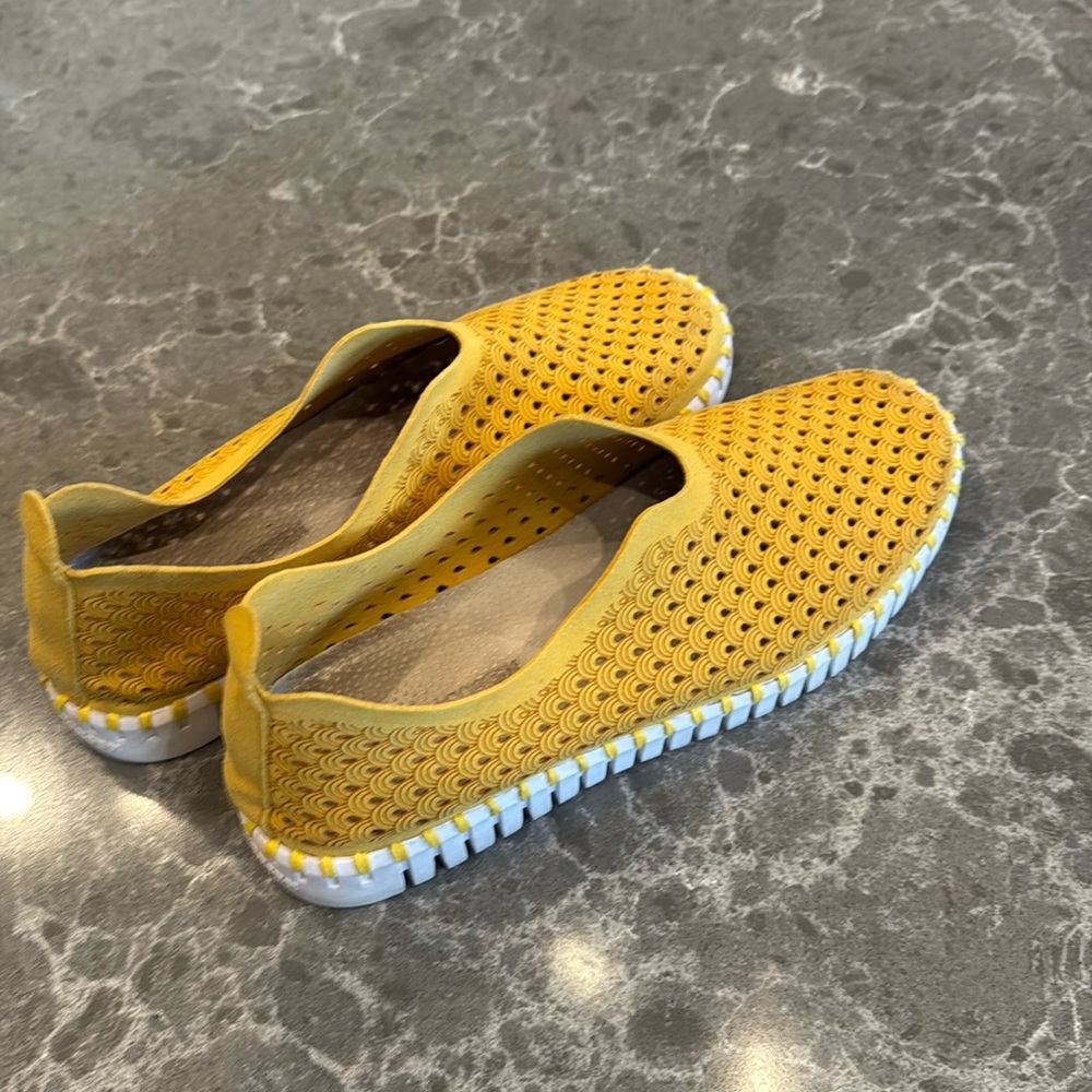 Ilse Jacobsen slip one